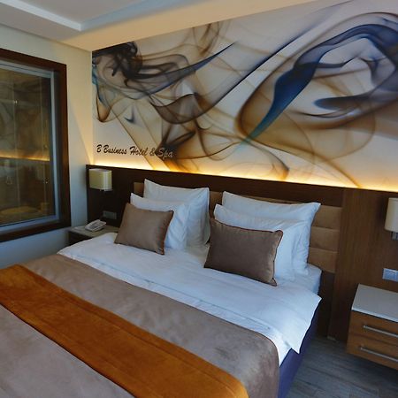 B Business Hotel & Spa Antalia Esterno foto