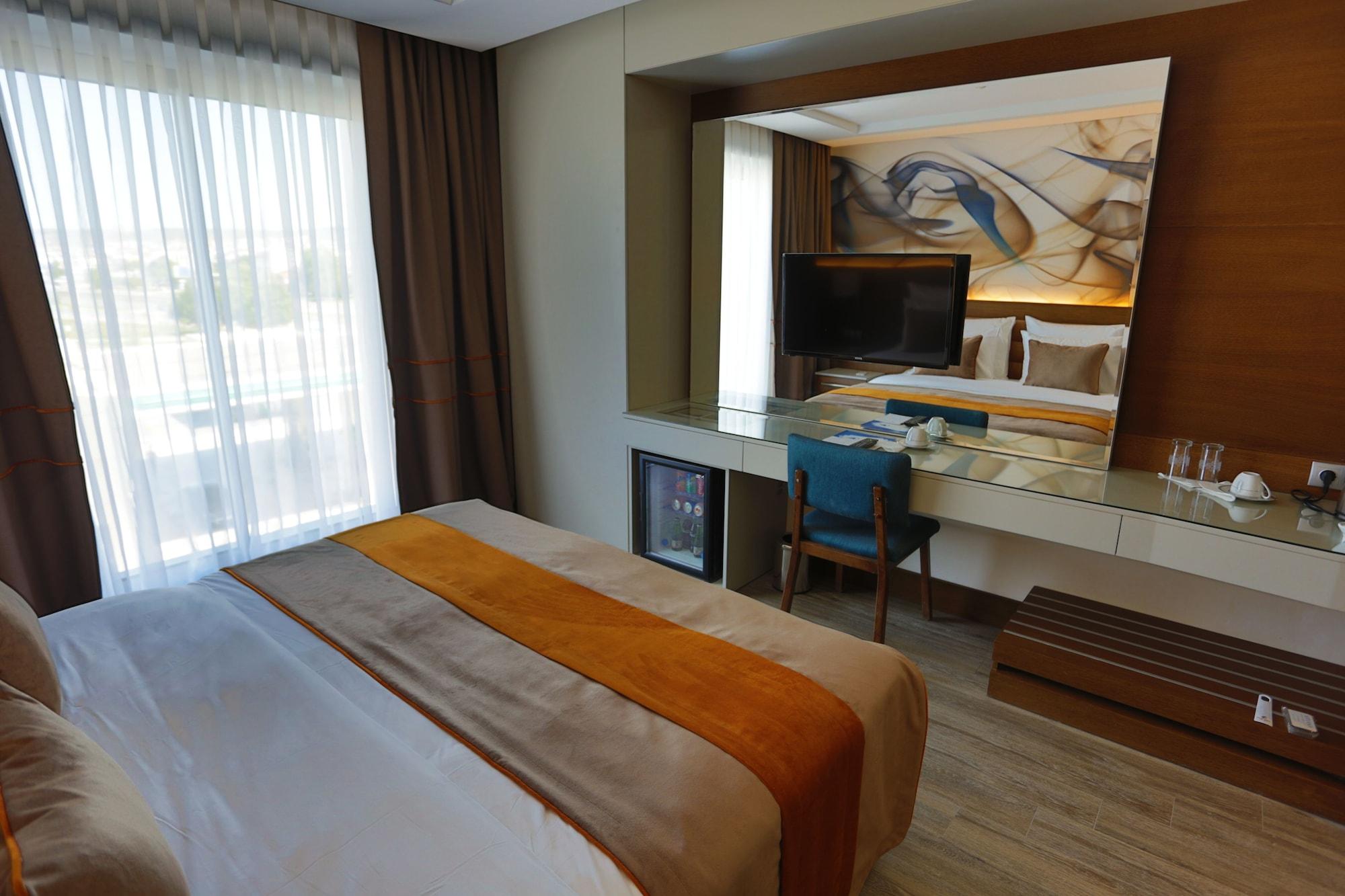 B Business Hotel & Spa Antalia Esterno foto