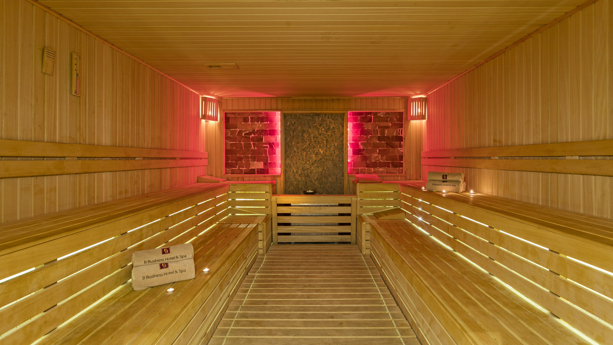 B Business Hotel & Spa Antalia Esterno foto