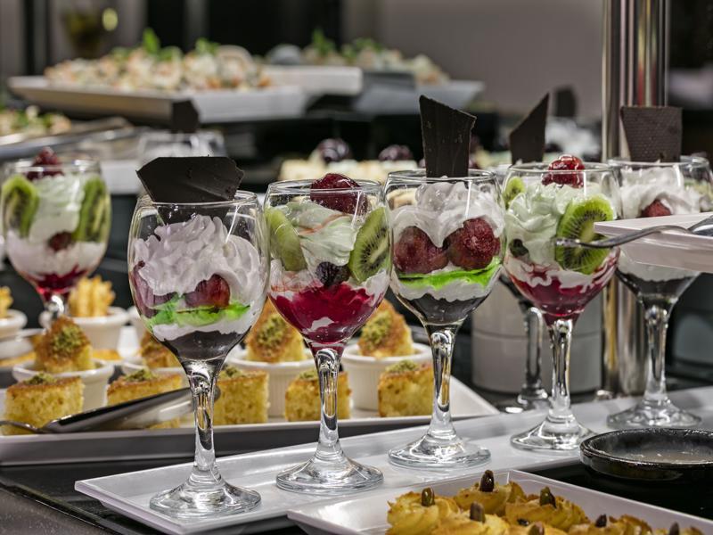 B Business Hotel & Spa Antalia Esterno foto